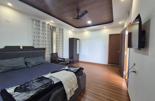 Sringeri Hotel | Gavi Homestay
