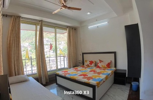 Karnaprayag House | Geeta HomeStay