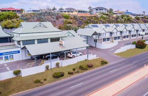 Mount Tarcoola Hotel | Geraldton Motor Inn