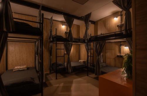 Mahipalpur Extension Hostel | Ghumakkads Hostel Near IGI Airport & Aerocity