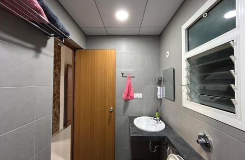 Gandhinagar Apartment | GIFT City Executive 2BHK Apartment with Pool, Gym and Free Parking