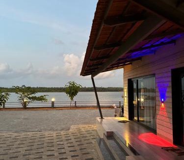 Tonse West Cabin | Glasswater by THE BACKWATER HOMESTAY