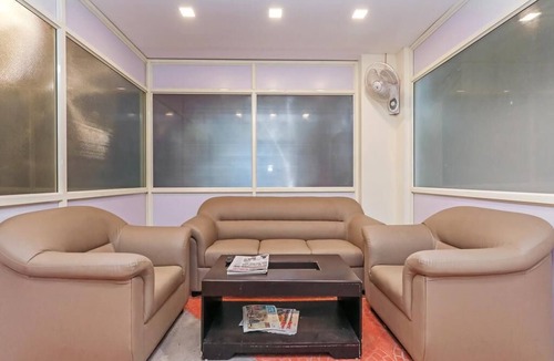 Hebbal Hotel | Glorious Rooms Stay near Hebbal Railway Station
