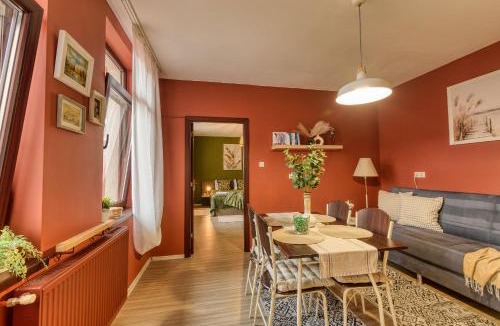 Tirgu Mures Apartment | Glow Central Apartment