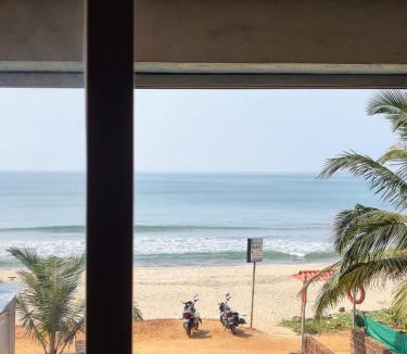 Hireguthi House | Gokarna Govekar Private Beach Stay