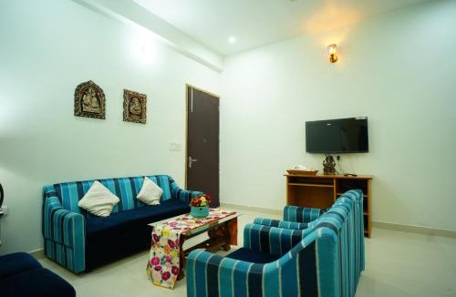 Sarnath Apartment | Gokul dham home stay