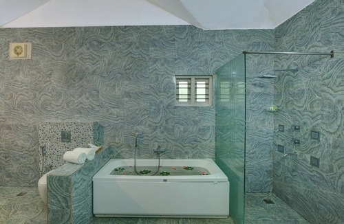 Somvarpet Hotel | Gokulam Grand Resort and Spa Coorg