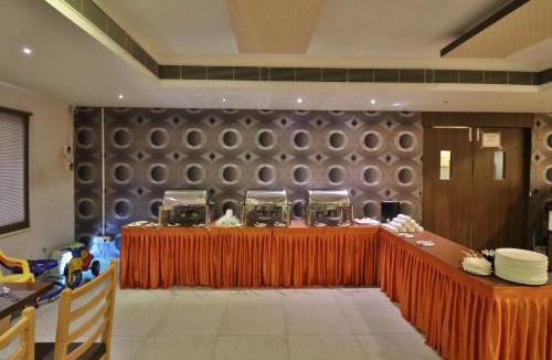 Bellary Hotel | Gokulam Park Allum