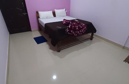 Calangute House | Golden 4Bhk villa Calangute