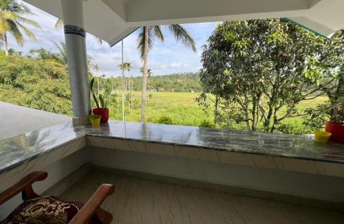 Meenangadi House | Golden Finch by J&J