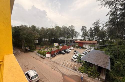 Mangalore House | Golden rays beach stay