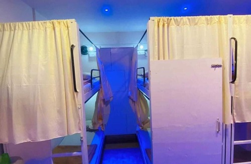 Marol Hostel | Golden Star Dormitory