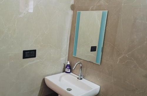 Virarajendrapet House | Golden Valley Abode