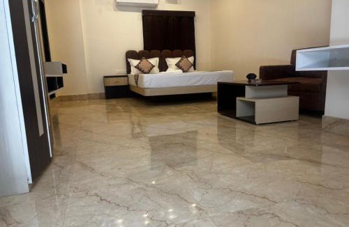 Krishnagar-II Resort | GOLDEN VISTA RESORT - 10 Minute From Mayapur Temple