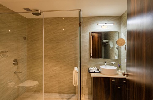Gandhi Nagar Hotel | Goldfinch Hotel Bangalore
