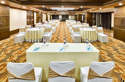 Gandhi Nagar Hotel | Goldfinch Hotel Bangalore