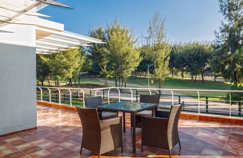 Agara Villa | GolfView Home by StayJade4BHKGarden30min E-city