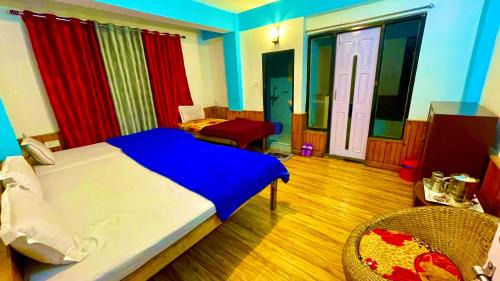 Darjeeling Cabin | Good Morning