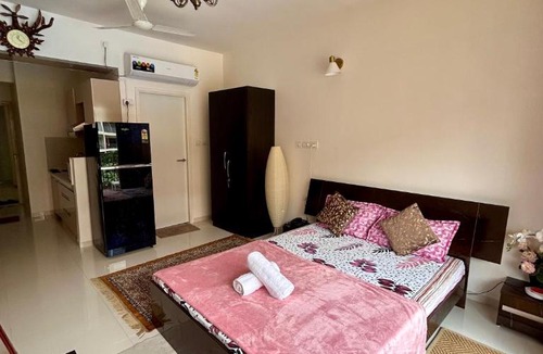 Chicalim Apartment | Good Stay Pool view Premium Studio Apartment 206