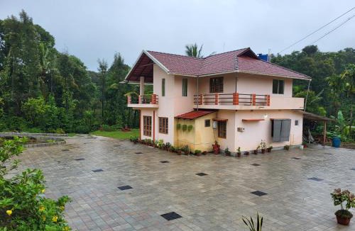 Vastare House | GoodVibes Homestay - 3BH, Home Food, Coffee Estate