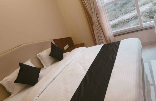 Bedla Villa | Gorgeous 6-bedroom villa with AC and WiFi in Udaipur