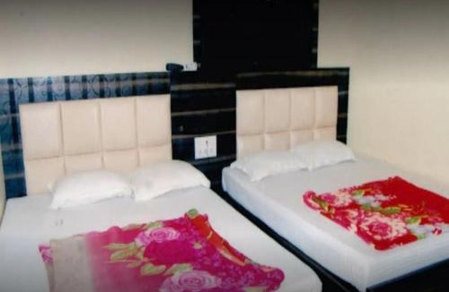 Kolkata House | Goroomgo Dev Guest House Howrah, Kolkata