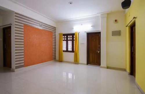 Bhubaneshwar Hotel | Goroomgo M K S Inn Bhubaneswar