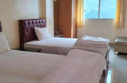 Rajgir Hotel | Goroomgo Rekha International Rajgir