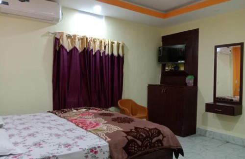 Puri Hotel | Goroomgo Sahoo Palace Puri