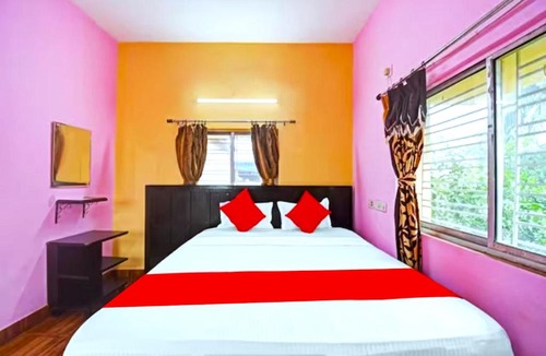 Sector II Hotel | Goroomgo Salt Lake Palace Kolkata - Fully Air Conditioned & Parking Facilities
