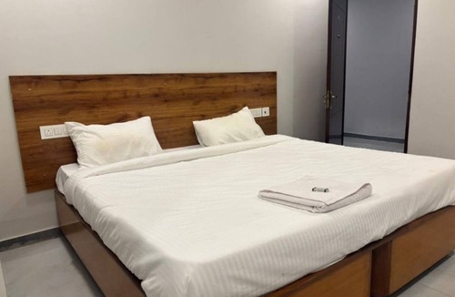 Secunderabad Hotel | Goroomgo Vaishnavi Residency