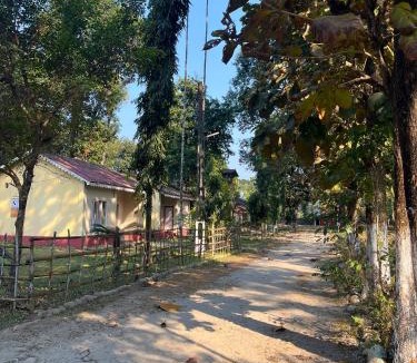 Chalsa Hotel | Gorumara Jungle Resort
