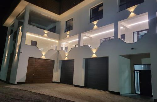 Sangeorz-Bai Apartment | Gosen Grand Residence