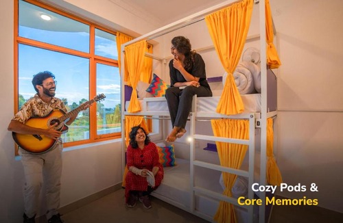 Suja Hostel | goSTOPS Bir, Landing Site