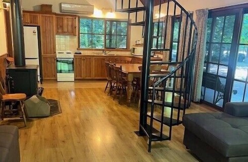 Jamieson House | Goulburn River Cottage - River Front