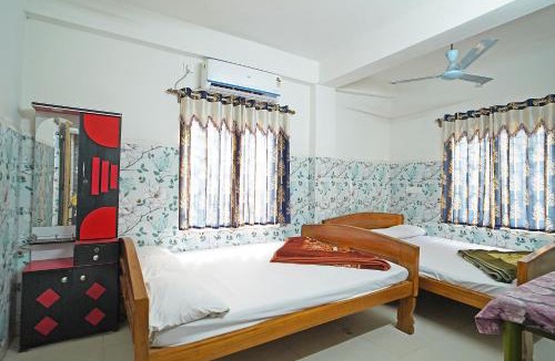 Krishnanagar Hotel | Gouranga Guest House Mayapur ISKCON 300 MTS
