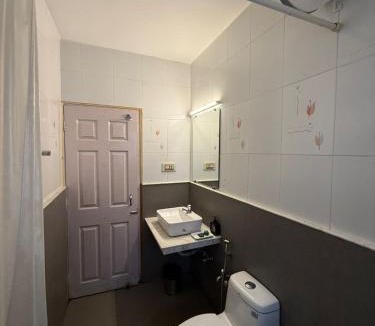 Sainagar Hotel | Goveia Holiday Homes By RoomzAway