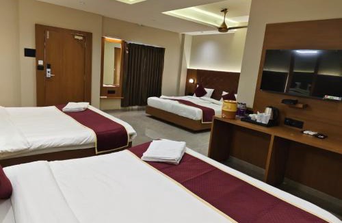 Baradia Resort | Goverdhan Greens Resort Dwarka l Hotels In Dwarka