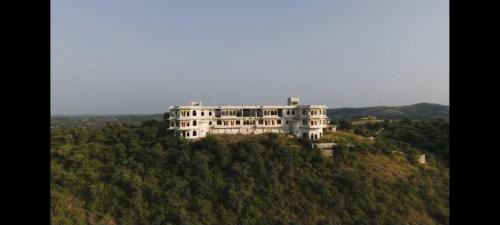 Kankroli Resort | GOVIND GARH NATHDWARAa 995O637O4O