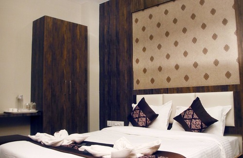 Periamet Hotel | Grand Cascade