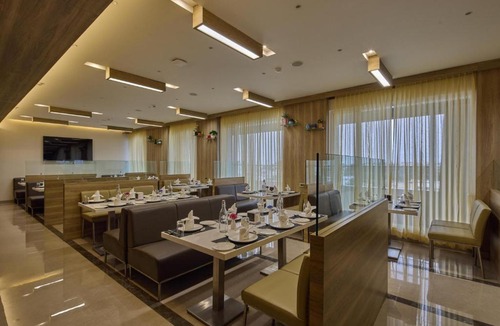 Hosur Hotel | Grand Continent Hosur A Sarovar Portico Affiliate Hotel