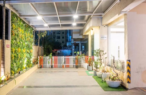Kondapur Apartment | Grand Continent Hotel, Hitec City, Hyderabad