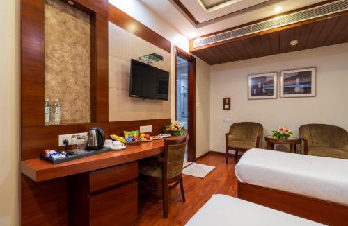 Greater Kailash I Hotel | Grand FFOUR near Nehru Place, Delhi