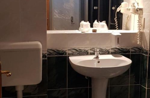 Piatra Neamt Hotel | GRAND HOTEL CEAHLAU