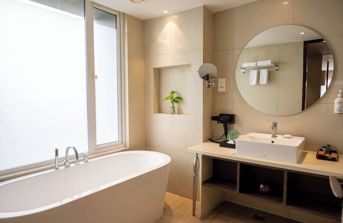 Kakinada Hotel | Grand Kakinada by GRT Hotels