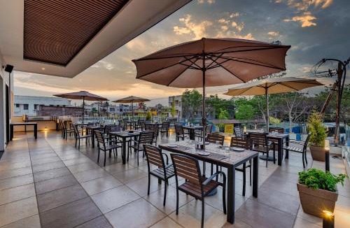 Islampur Hotel | Grand Regal
