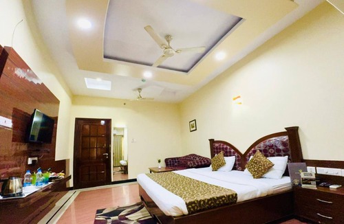 Cuttack Hotel | Grand residency