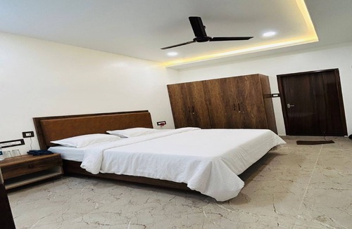Viluppuram Hotel | Grand Sri Krishna Residency