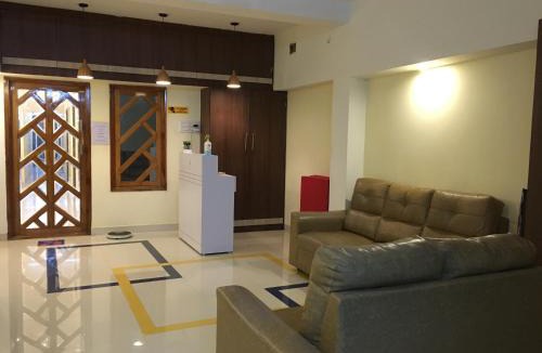Srirangam Hotel | Grand Suites Srirangam - Walk To Temple