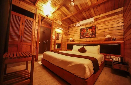 Arambol Hotel | Grand Vatika Resort